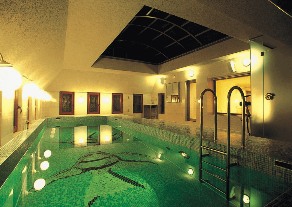 至福の時間が過ぎる、幻想的なプライベートプール-2