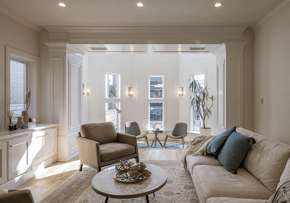 優美なアーチと塔屋デザインが映えるホテルライクな空間-2