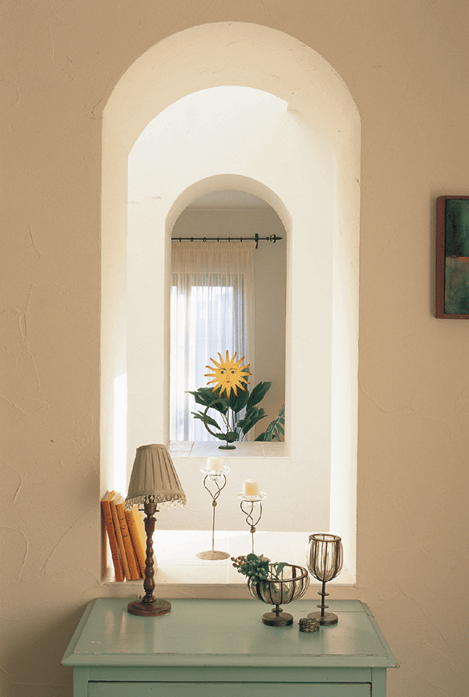 塗り壁で仕上げた参會堂の施行事例①